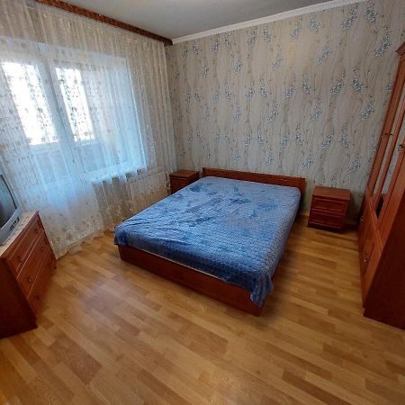 2к апартаменты ул.Ревуцкого 19/1 Київ Екстер'єр фото