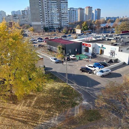 2к апартаменты ул.Ревуцкого 19/1 Київ Екстер'єр фото